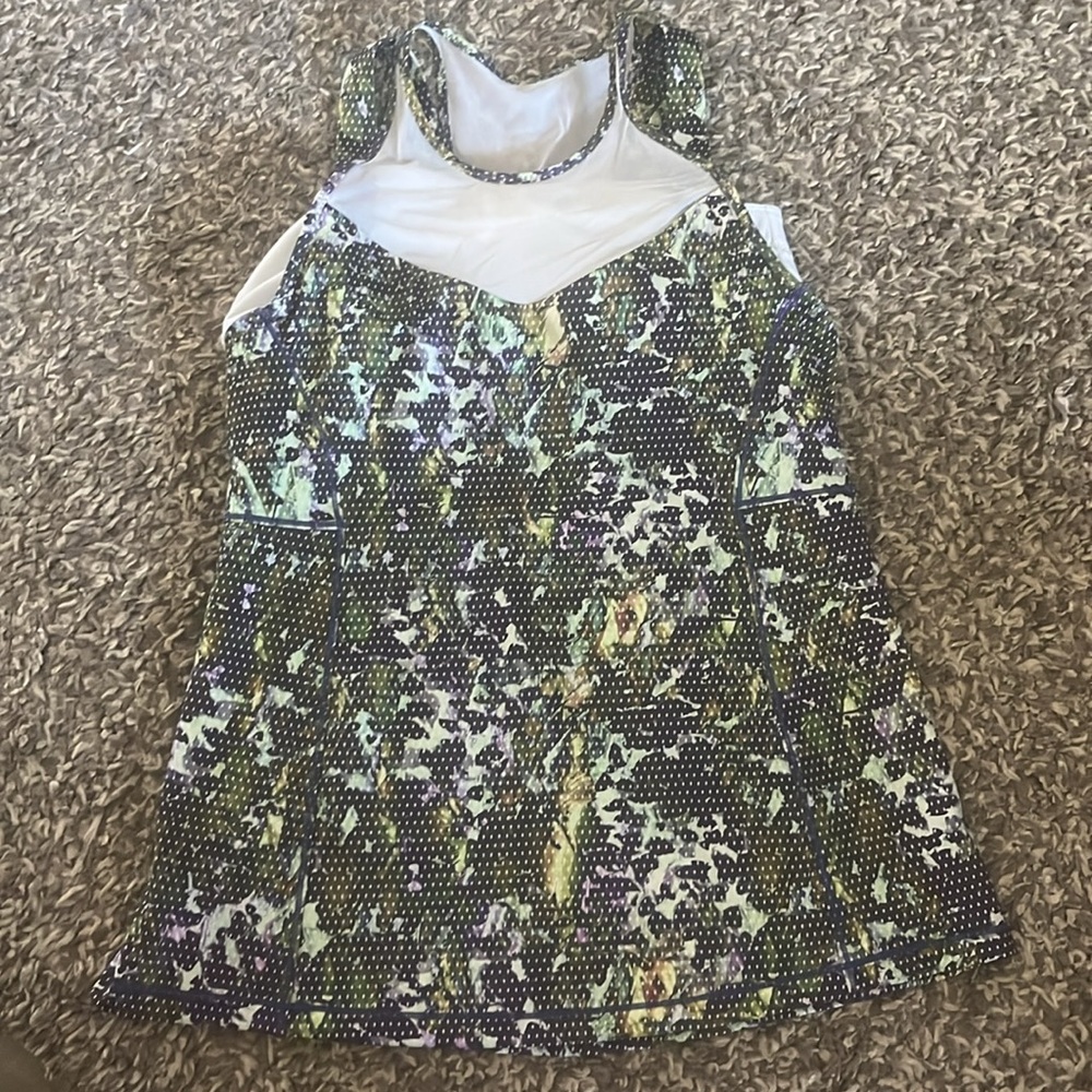 Lululemon Running In The City Tank Floral White Multi Pistachio Leaf Mesh